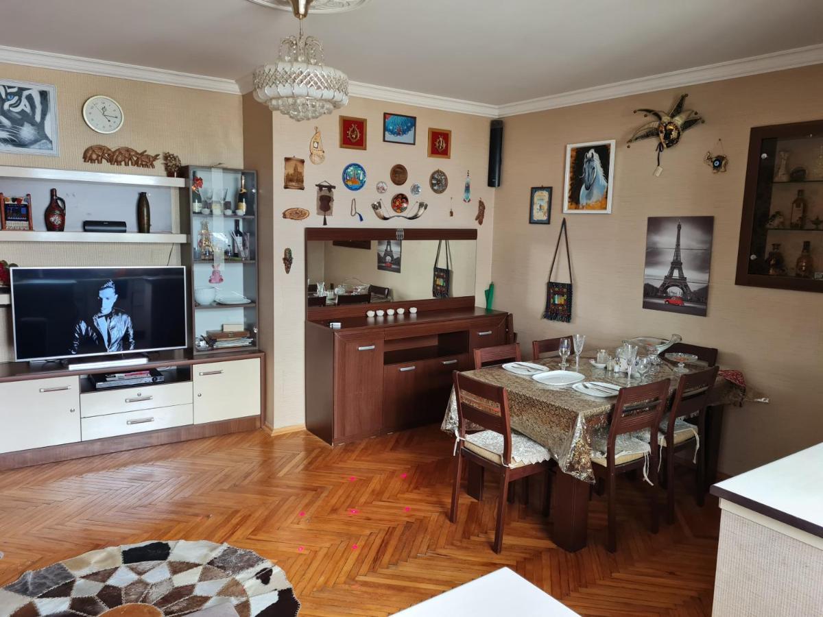 Comfortable, Close Center Baku Exterior photo